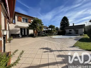 Maison à Voiron (38500)