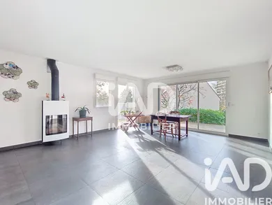 Maison à Verrières-le-Buisson (91370)