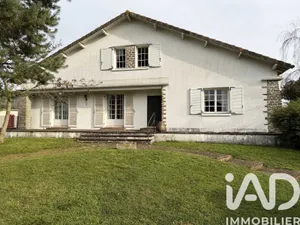 House at Ménigoute (79340)