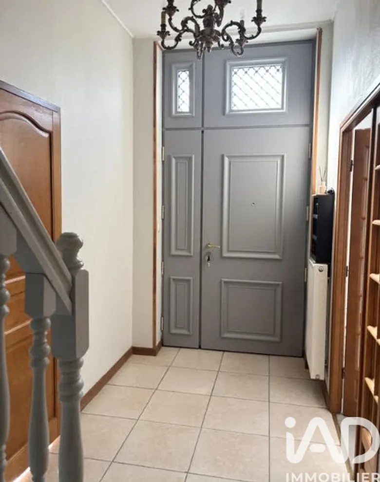 Maison 6 pièces 187 m² · à Saint-Amand-les-Eaux · 187 m² · 214 000 €