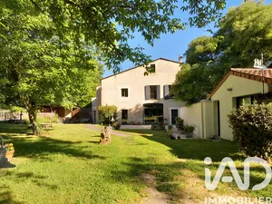 Maison de campagne à Ayguemorte-les-Graves (33640)