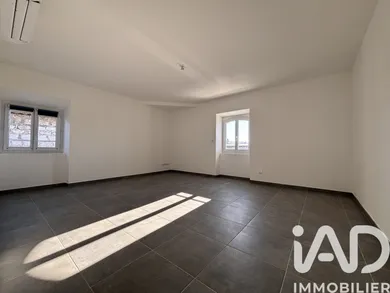 Apartment in Ruoms (07120)