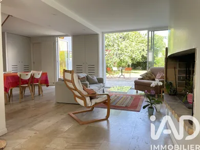 Maison à Bordeaux (33100)