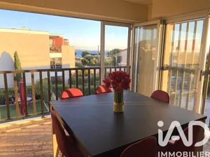 Apartment at Bandol (83150)