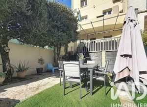 Maison de ville à Saint-Zacharie (83640)