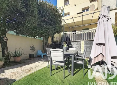 Townhouse in Saint-Zacharie (83640)