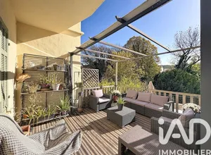 Maison de ville à Saint-Zacharie (83640)