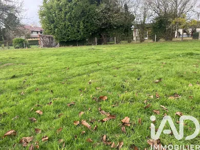 Building plot at Saint-Martin-aux-Chartrains (14130)