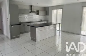 Detached house at Bray-sur-Somme (80340)