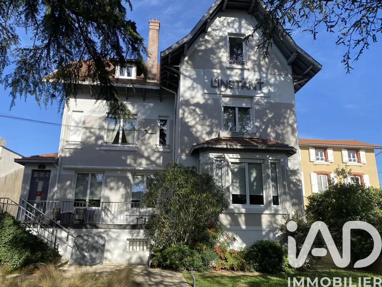 Maison 8 pièces 300 m² · à Romans-sur-Isère · 300 m² · 590 000 €