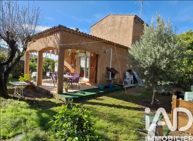 Traditional house in Six-Fours-les-Plages (83140)