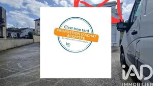 Building at Noisy-le-Sec (93130)