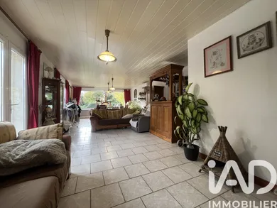 Detached house in Gisors (27140)
