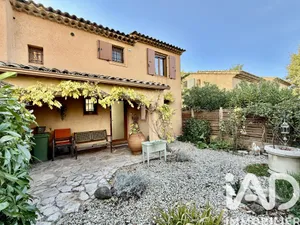 House at Aix-en-Provence (13080)