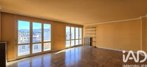 Apartment at Saint-Étienne (42000)