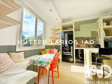 Apartment in Toulon (83000)