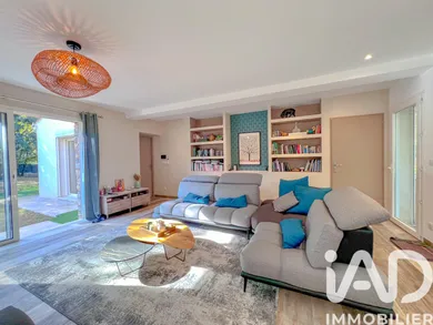 Maison à Les Arcs (83460)