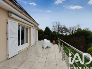 House at Menucourt (95180)