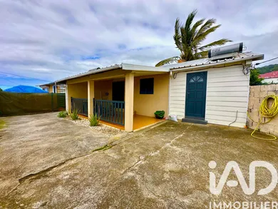 House at Sainte-Marie (97438)