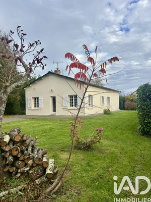 House at Formigny (14710)
