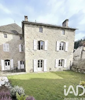 Mansion at Chaudes-Aigues (15110)