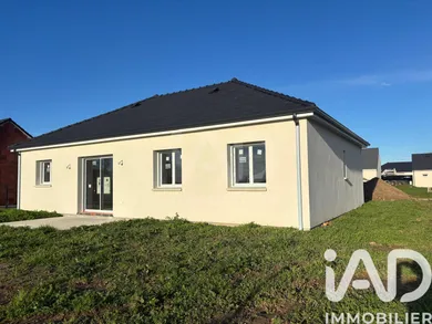 Maison traditionnelle à Petit-Caux (76370)