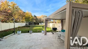 Maison à Sainte-Geneviève-des-Bois (91700)