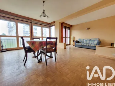 Appartement à Villars (42390)