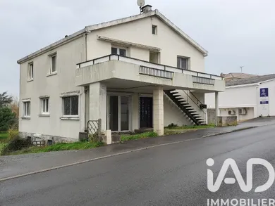 House in La Châtaigneraie (85120)