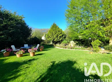 Maison à Écouen (95440)