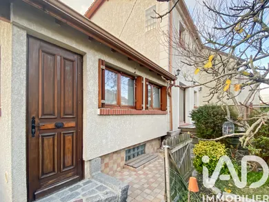 House at Brunoy (91800)