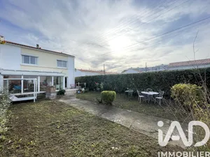 Maison de ville à La Rochelle (17000)