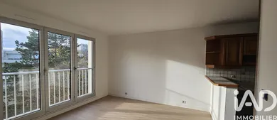 Apartment in Pontoise (95300)