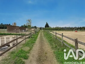 Horses property in Maillane (13910)