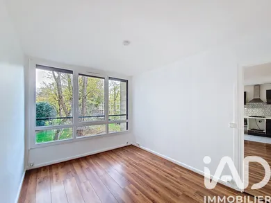 Apartment in Meudon (92360)