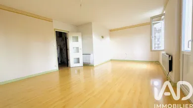 Apartment in Roanne (42300)