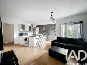 Apartment in Chessy (77700)