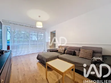 Apartment in Évry (91000)