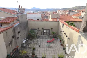 Mansion at Clermont-Ferrand (63100)