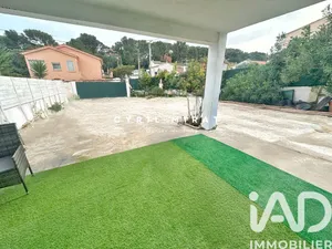 Building at La Seyne-sur-Mer (83500)