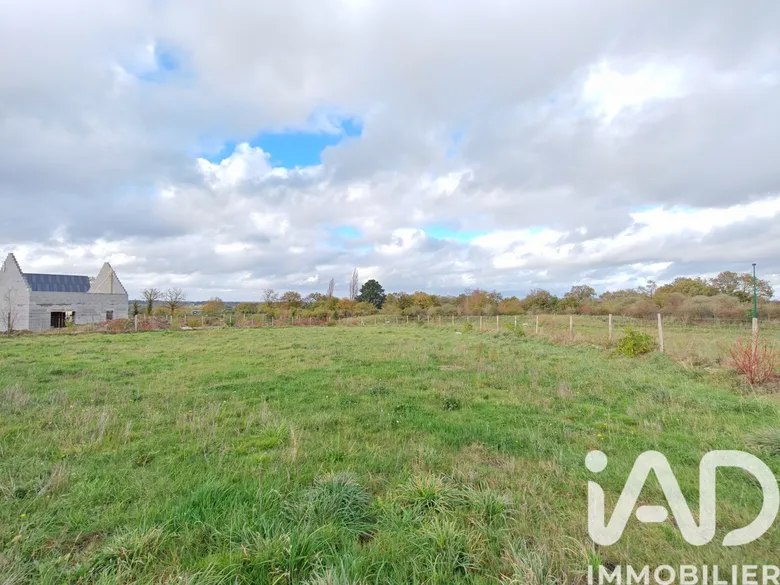 Terrain à bâtir à PLOËRMEL (56800) · 55 000 €