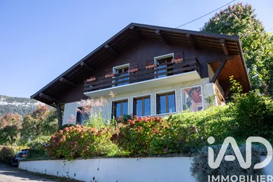 Maison traditionnelle à Saint-Eustache (74410)