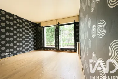 Apartment in Levallois-Perret (92300)