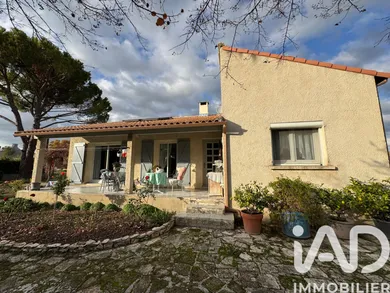 House in Beaucaire (30300)