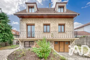 Maison à Le Plessis-Trévise (94420)