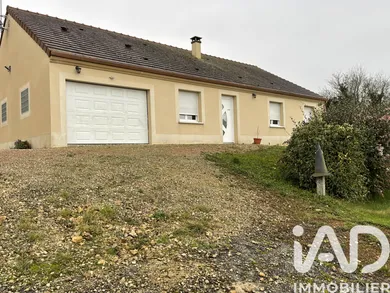 Detached house in Égriselles-le-Bocage (89500)