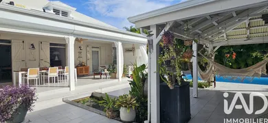 House in Saint-François (97118)