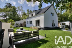 House at Orsay (91400)