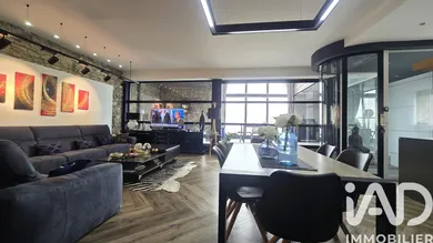 Maison d'architecte à Saint-Laurent-de-la-Salanque (66250)