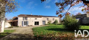 Longere at Paizay-le-Chapt (79170)